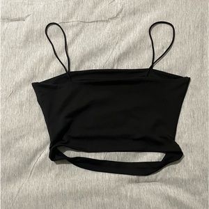 Black crop top!